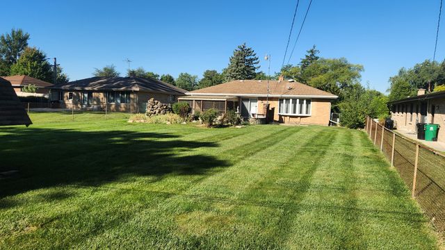 143 S Pleasant Avenue, Bloomingdale, IL 60108
