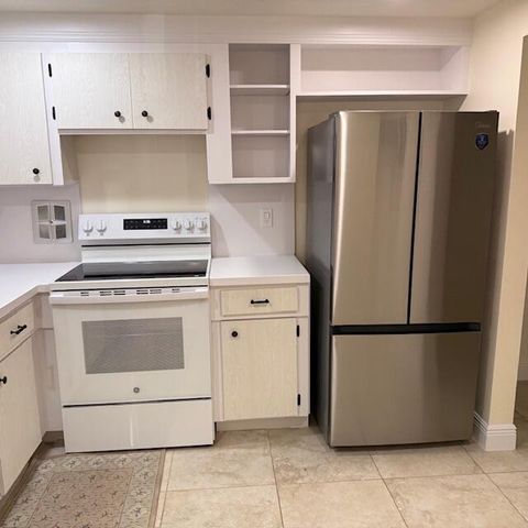 100 Stratford H, West Palm Beach, FL 33417