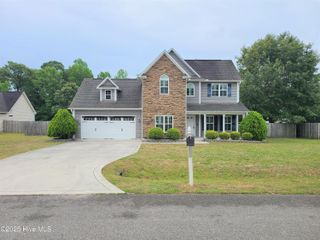252 Everett Yopp Drive, Sneads Ferry, NC 28460