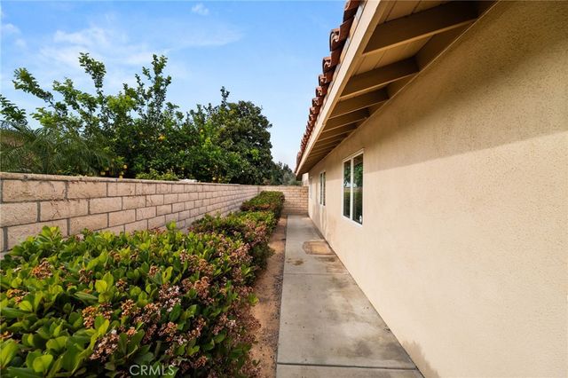 30587 Los Altos, Redlands, CA 92373