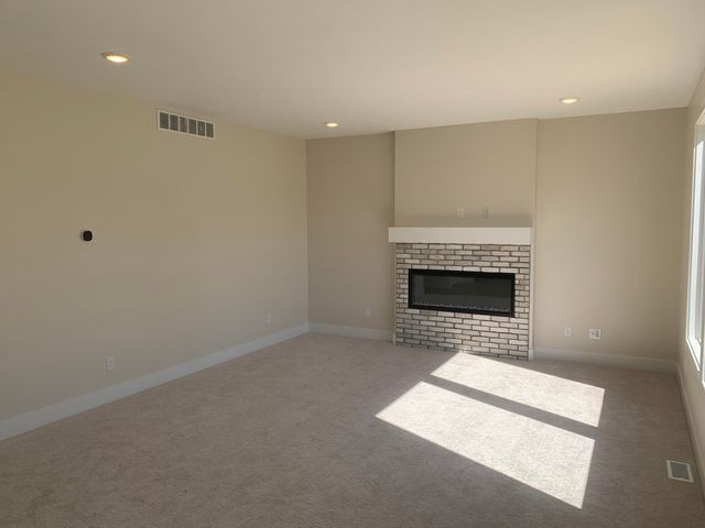 7882 Woodhurst Drive Ne, Cannon Twp, MI 49341