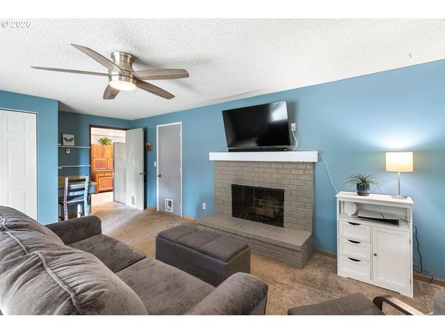 525 Nw 83RD St, Vancouver, WA 98665