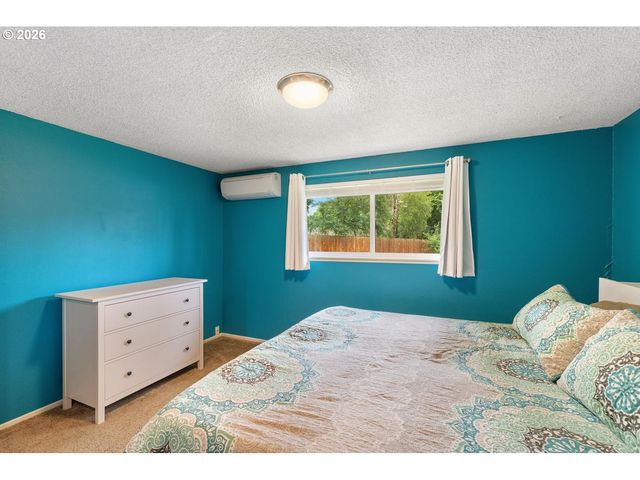 525 Nw 83RD St, Vancouver, WA 98665
