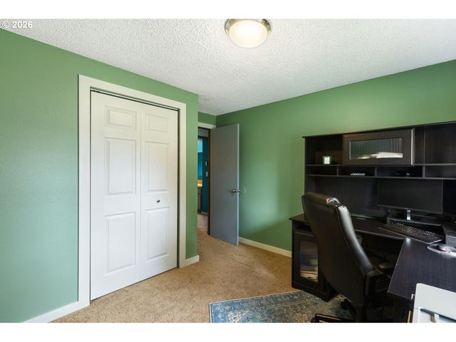 525 Nw 83RD St, Vancouver, WA 98665