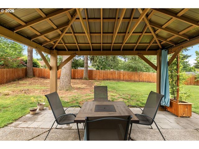525 Nw 83RD St, Vancouver, WA 98665