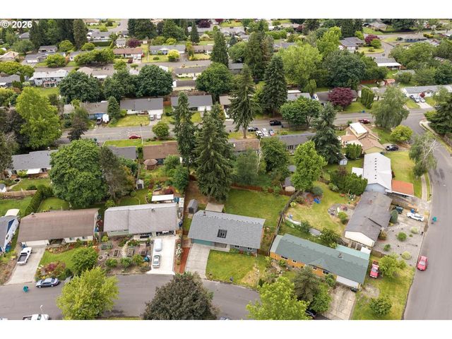 525 Nw 83RD St, Vancouver, WA 98665