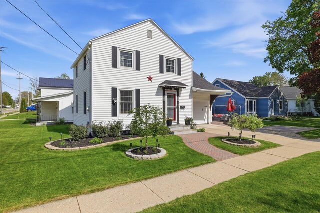 1301 Neenah STREET, Watertown, WI 53094