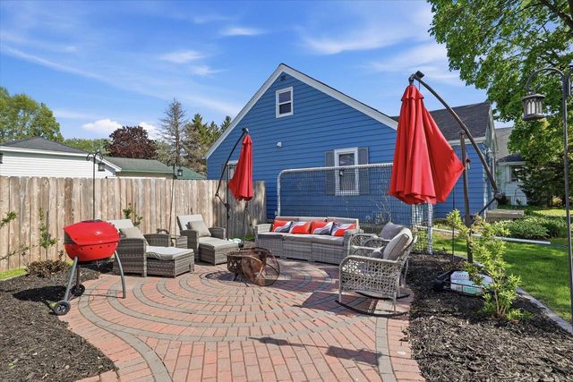 1301 Neenah STREET, Watertown, WI 53094