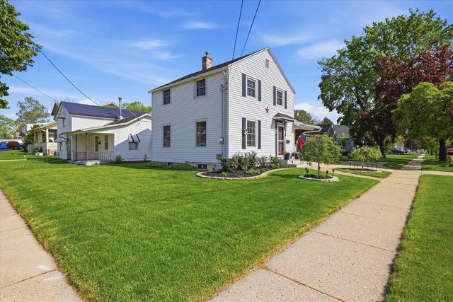 1301 Neenah STREET, Watertown, WI 53094