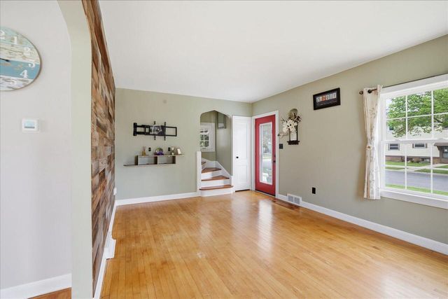 1301 Neenah STREET, Watertown, WI 53094