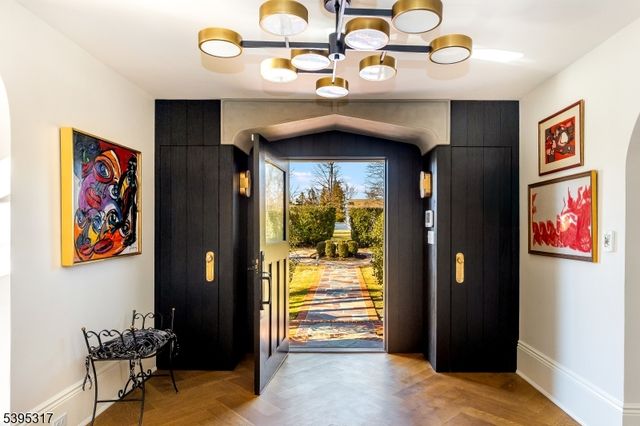 58 Crest Dr, South Orange Village Twp., NJ 07079