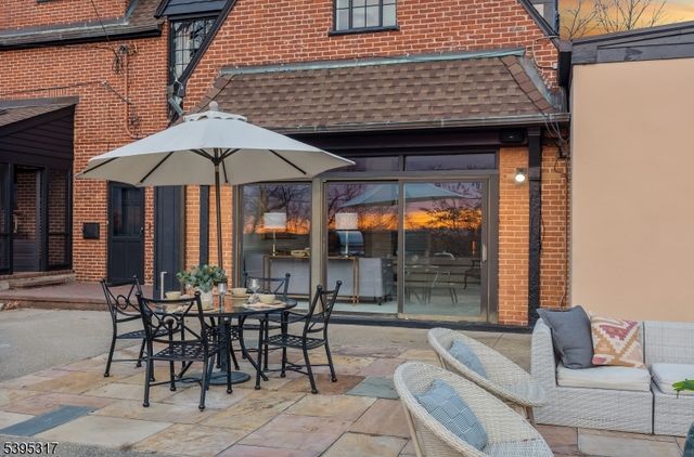 58 Crest Dr, South Orange Village Twp., NJ 07079