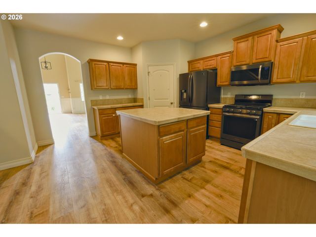 14455 Nw PIONEER PARK Way, Beaverton, OR 97006