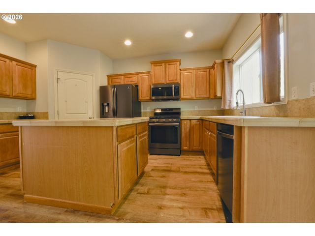 14455 Nw PIONEER PARK Way, Beaverton, OR 97006