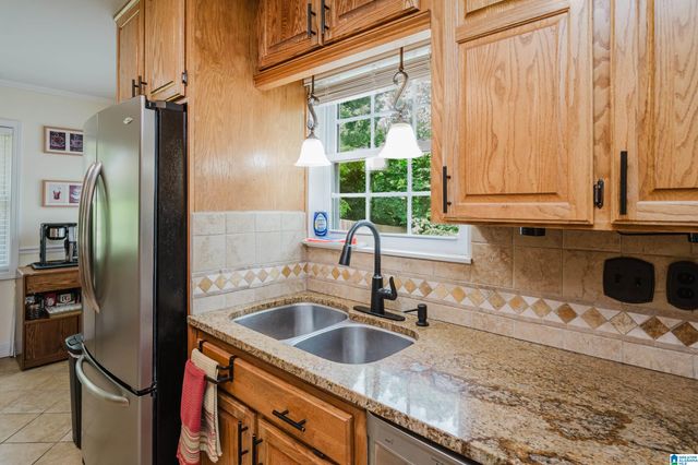 1577 BERRY ROAD, Birmingham, AL 35226