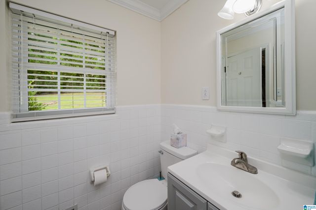 1577 BERRY ROAD, Birmingham, AL 35226