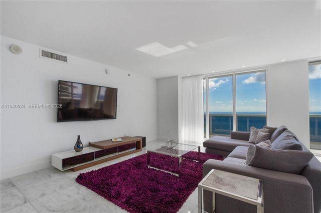 1800 S Ocean Dr PH4404, Hallandale Beach, FL 33009