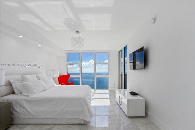 1800 S Ocean Dr PH4404, Hallandale Beach, FL 33009