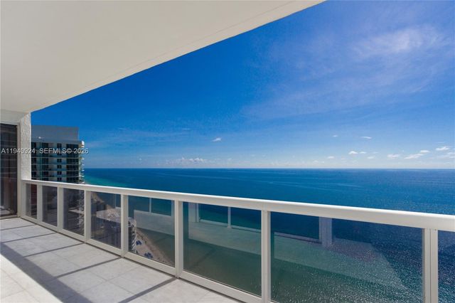 1800 S Ocean Dr PH4404, Hallandale Beach, FL 33009