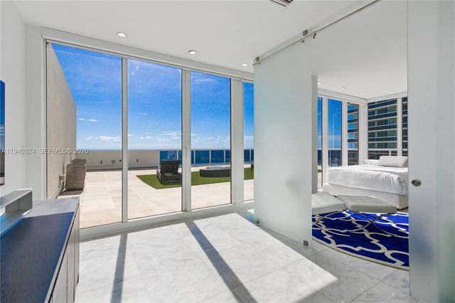 1800 S Ocean Dr PH4404, Hallandale Beach, FL 33009