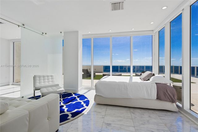 1800 S Ocean Dr PH4404, Hallandale Beach, FL 33009