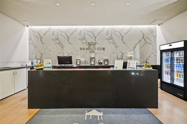 1800 S Ocean Dr PH4404, Hallandale Beach, FL 33009