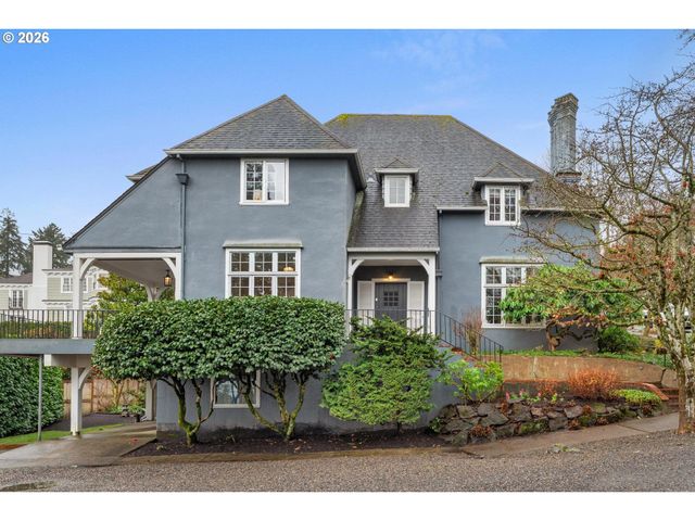 2300 Sw 18TH Ave, Portland, OR 97201