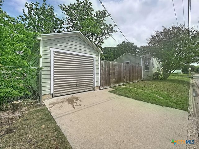 1014 S 43rd Street, Temple, TX 76504