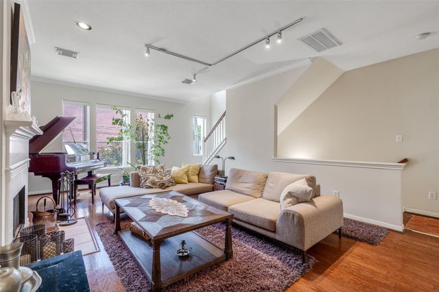 726 Hartman Street, Houston, TX 77007