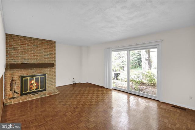 69 WINGED FOOT DR, Reading, PA 19607