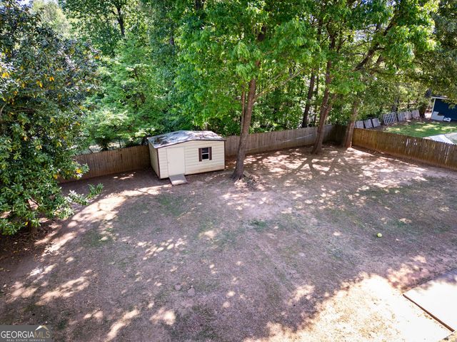 3997 Stacy Lane, Snellville, GA 30039