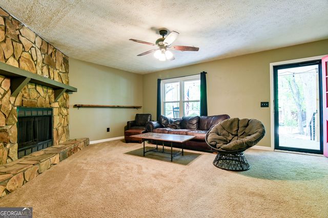3997 Stacy Lane, Snellville, GA 30039