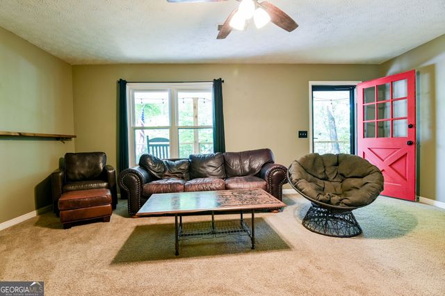 3997 Stacy Lane, Snellville, GA 30039