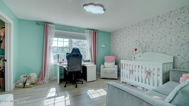 62 Jefferson Drive, Spotswood, NJ 08884
