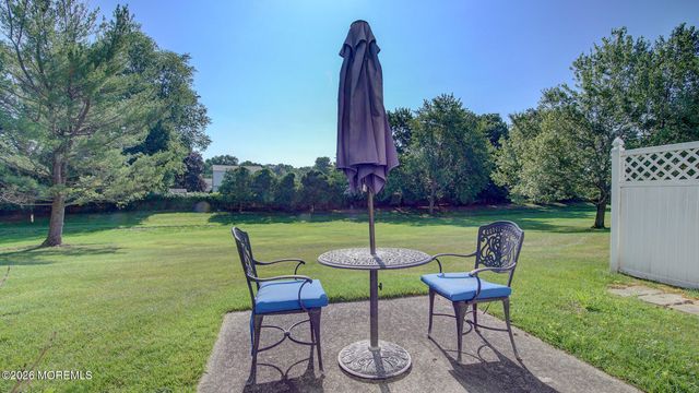 62 Jefferson Drive, Spotswood, NJ 08884