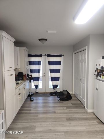 3112 Meadow Street, Lynn Haven, FL 32444