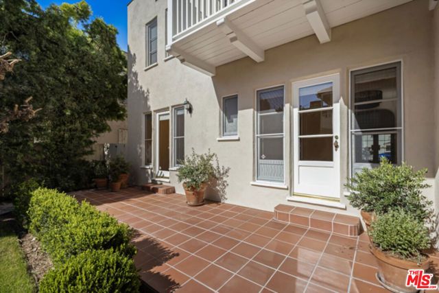 8664 W Olympic Boulevard, Los Angeles, CA 90035