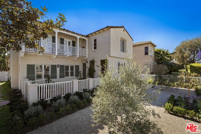 8664 W Olympic Boulevard, Los Angeles, CA 90035