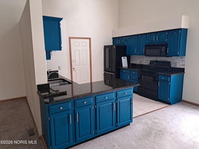 824 Sunset Drive, Findlay, OH 45840