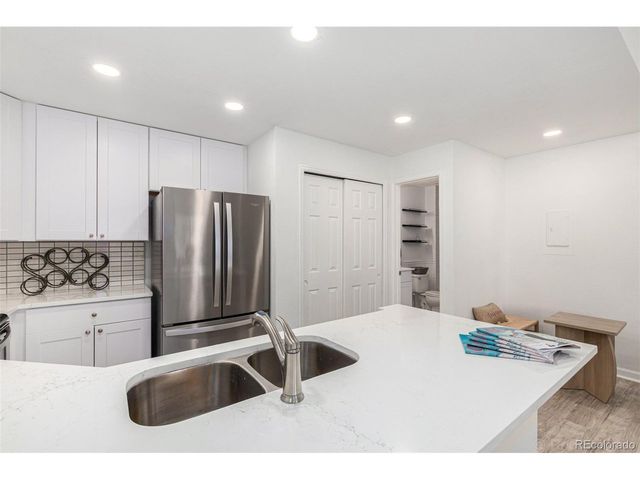 8500 E Jefferson Ave 17C, Denver, CO 80237