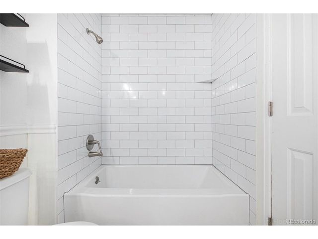 8500 E Jefferson Ave 17C, Denver, CO 80237