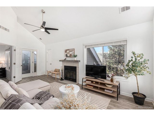 8500 E Jefferson Ave 17C, Denver, CO 80237