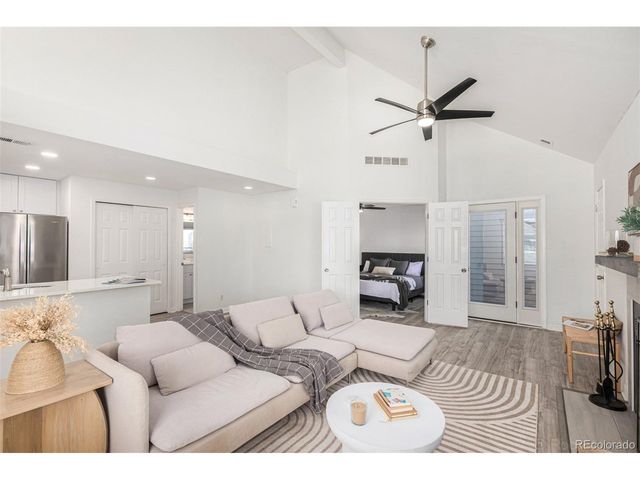 8500 E Jefferson Ave 17C, Denver, CO 80237