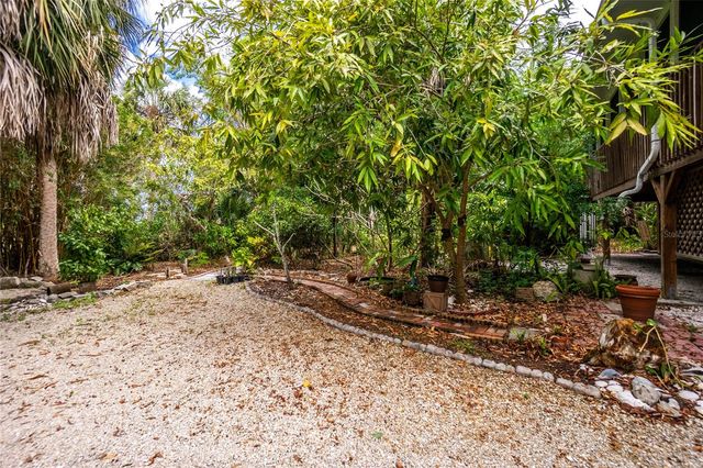 700 YALE STREET, Englewood, FL 34223