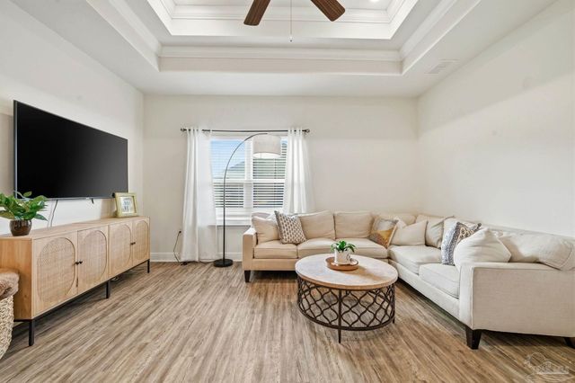 3797 Hawks Landing Cir, Pace, FL 32571