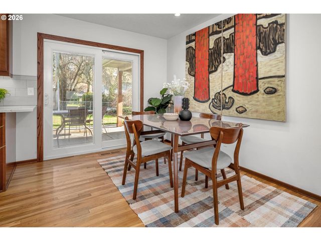 13562 Sw 63RD Pl, Portland, OR 97219