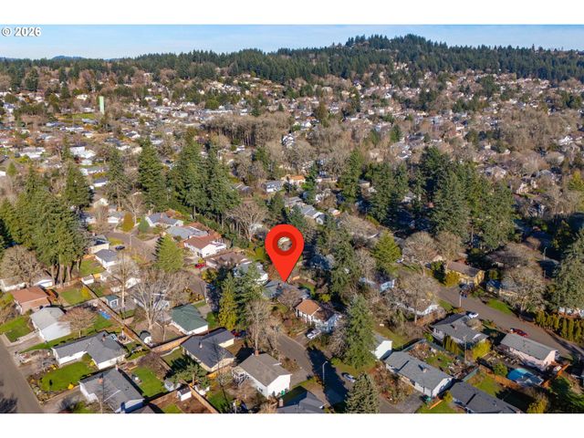 13562 Sw 63RD Pl, Portland, OR 97219