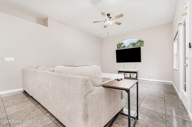 164 Shalimar Avenue NW, Palm Bay, FL 32907