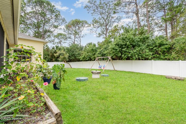 164 Shalimar Avenue NW, Palm Bay, FL 32907