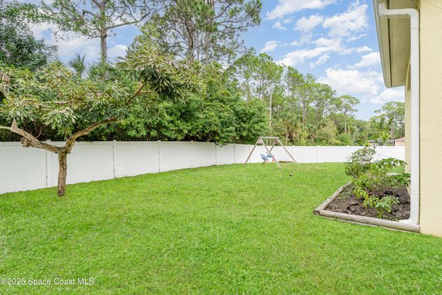 164 Shalimar Avenue NW, Palm Bay, FL 32907